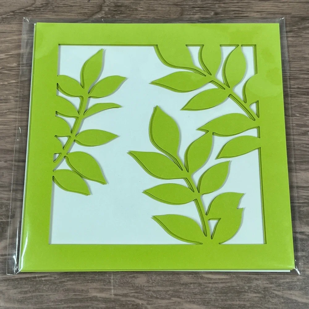 Stampin Up Paper Pumpkin Flora and Flutter Kit Dec 2017 Berry Burst Floral 8ct